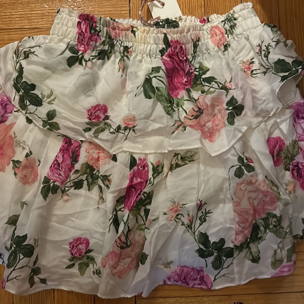 Loveshackfancy ruffle mini skirt sz s nwt - Picture 3 of 3